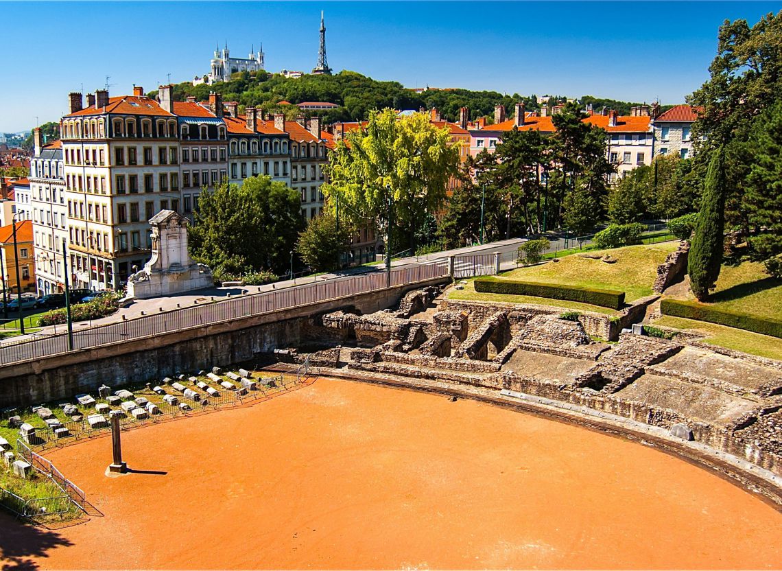 Amphithéâtre des TroisGaules Guide de Lyon Amphithéâtre des TroisGaules Guide de Lyon